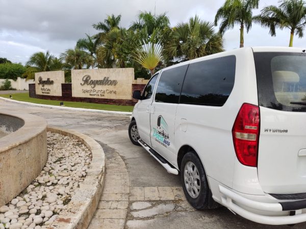 Transfer Taxi Transportation shuttle Punta cana bayahibe la romana samana santo domingo puerto plata sabana de la mar miches boca chica juan dolio aereopuerto 7